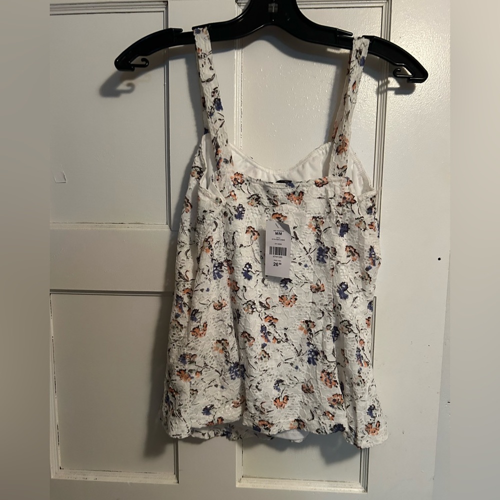Suzy Shier Floral Camisole in Cream and Blue - Picture 2 of 2